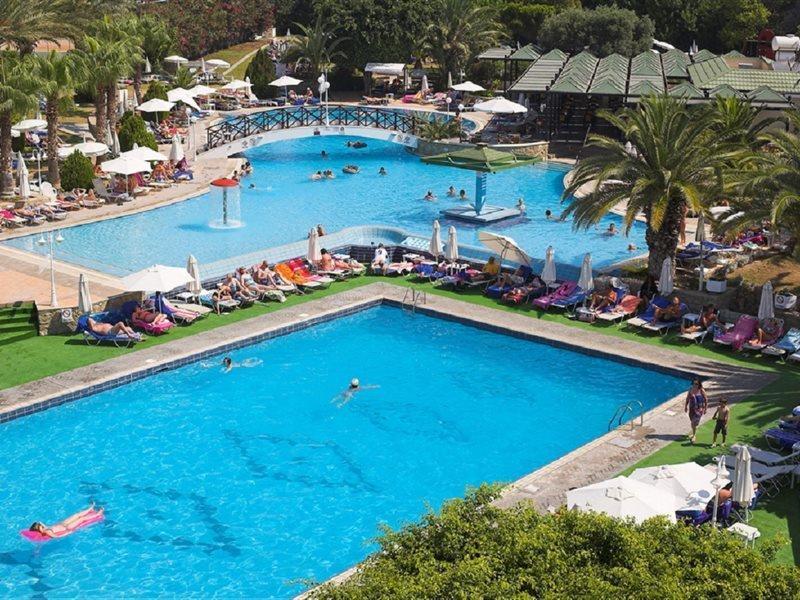 Aloe Hotel 파포스 외부 사진
