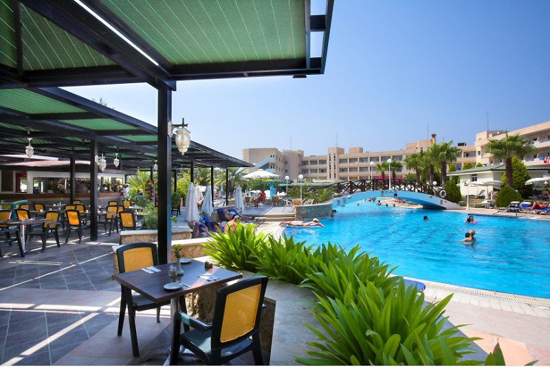Aloe Hotel 파포스 외부 사진