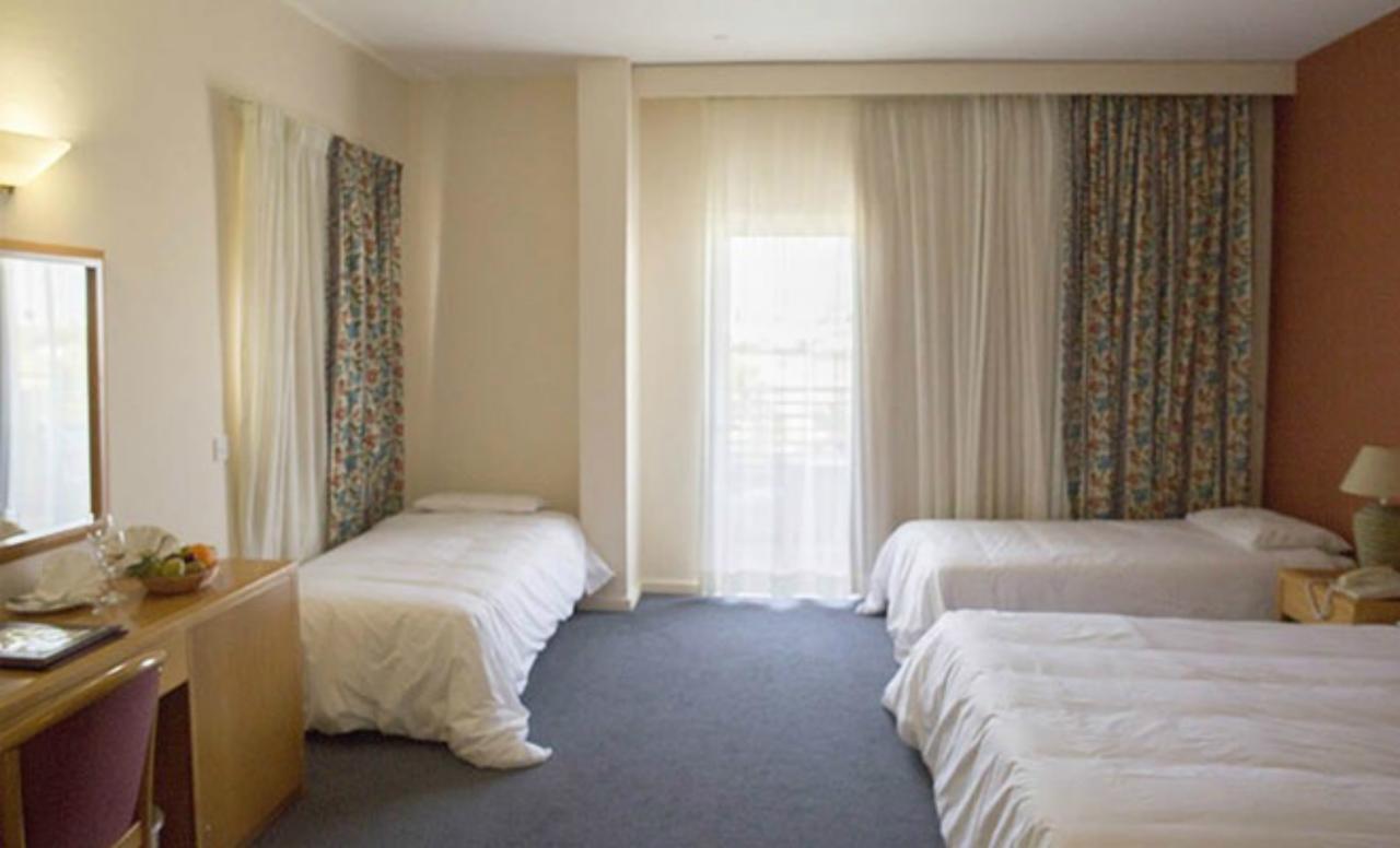 Aloe Hotel 파포스 외부 사진